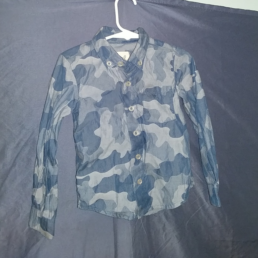 Cute toddler camouflage